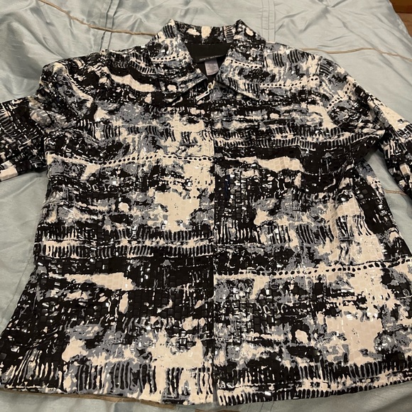 Beautiful jacket almost new size 10 - Picture 8 of 9